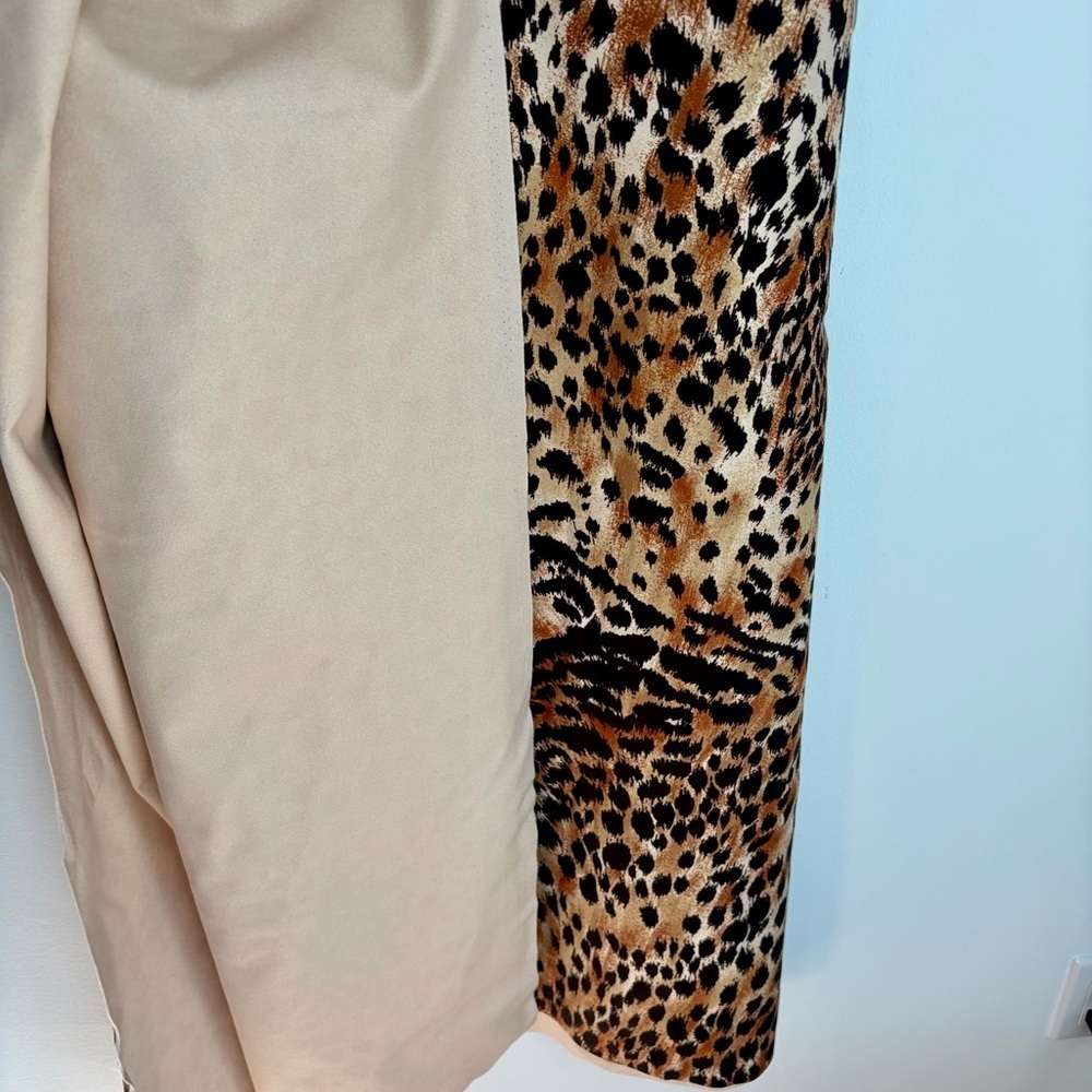 Reversible Leopard Print Microsuede Fabric Panel - 106 x 84 - Picture 4 of 5